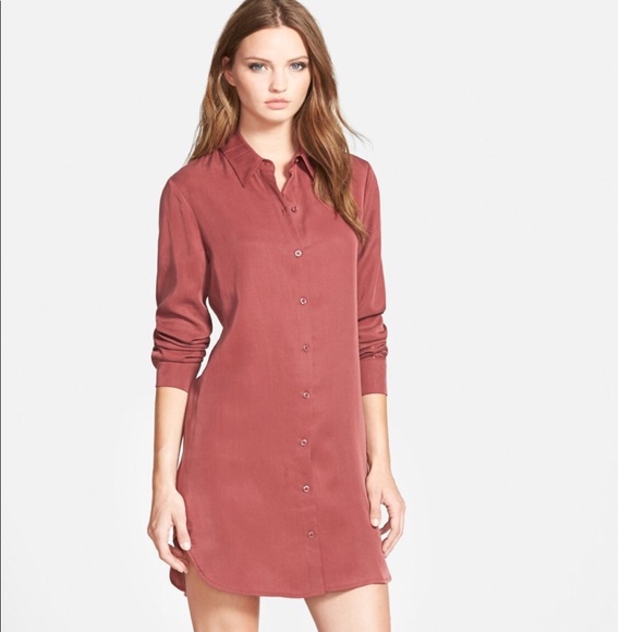 Wayf Dresses & Skirts - ❤️NWOT❤️WAYF REVOLVE SHIRT DRESS ~ S